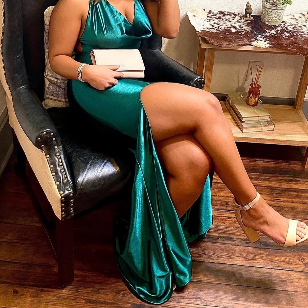 Alamour The Label Green Slit Maxi Dress - Picture 3 of 13